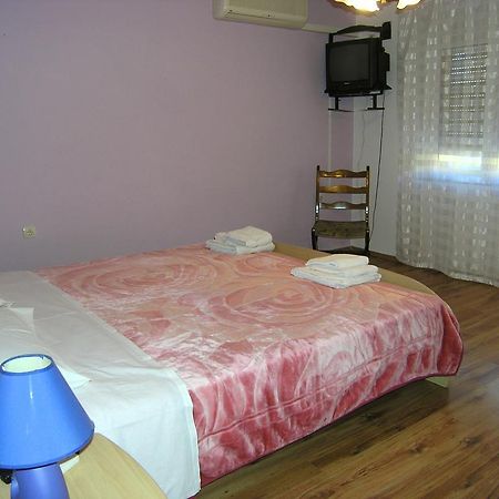 Apartment Julija Крк Экстерьер фото