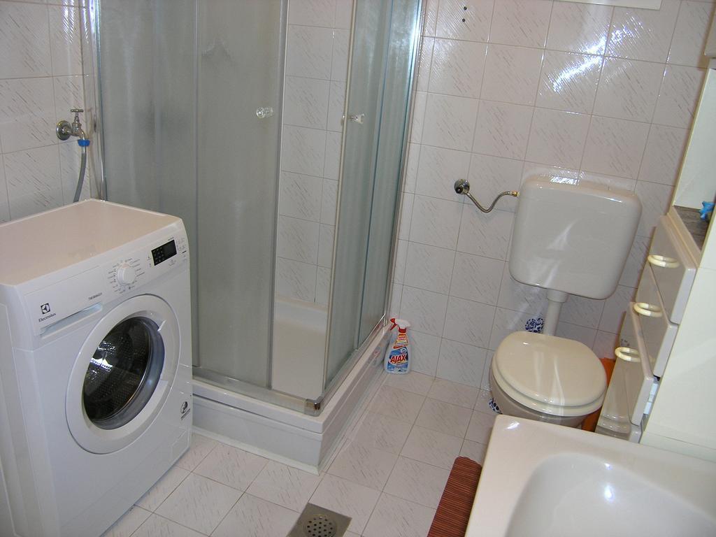 Apartment Julija Крк Экстерьер фото